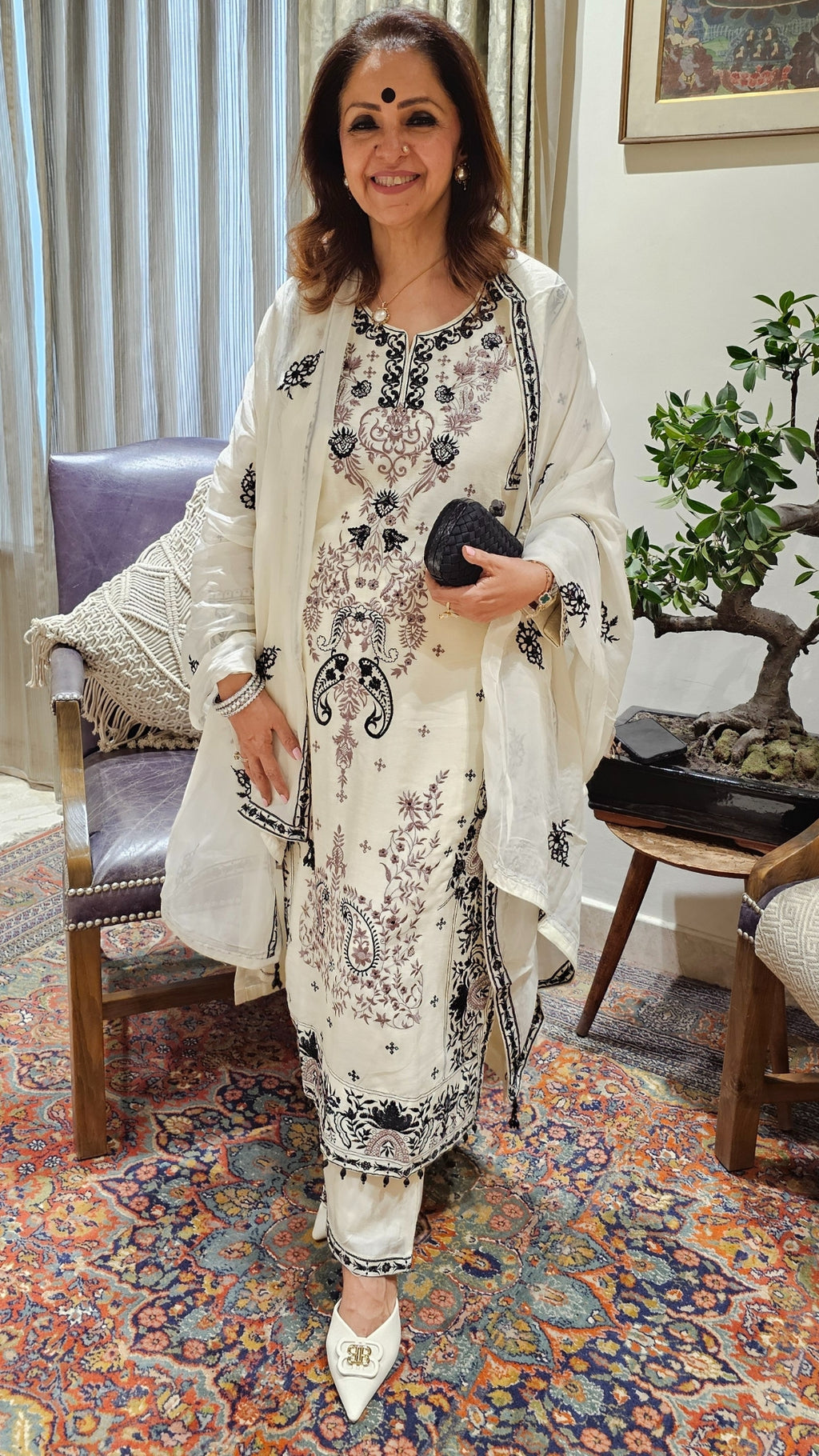 Beautiful 3 Piece Set With Embroidery and Resham Work