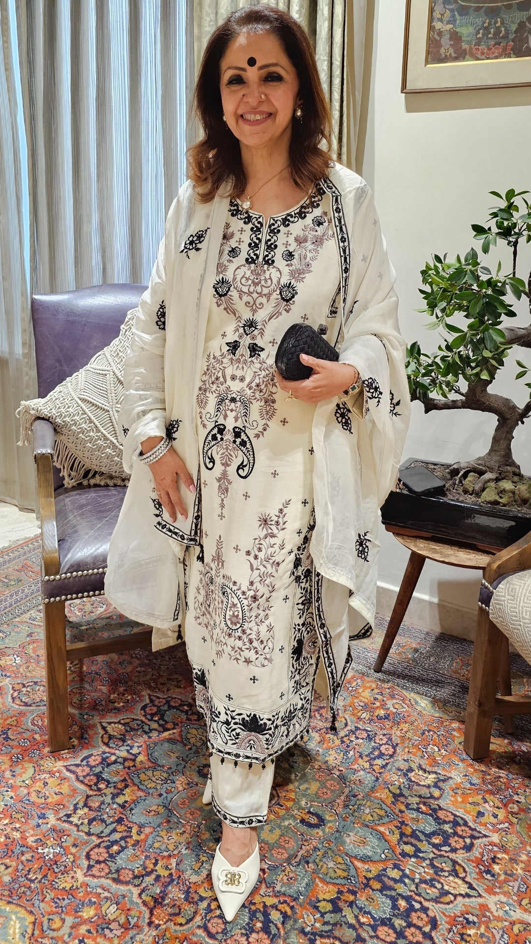 Beautiful 3 Piece Set With Embroidery and Resham Work