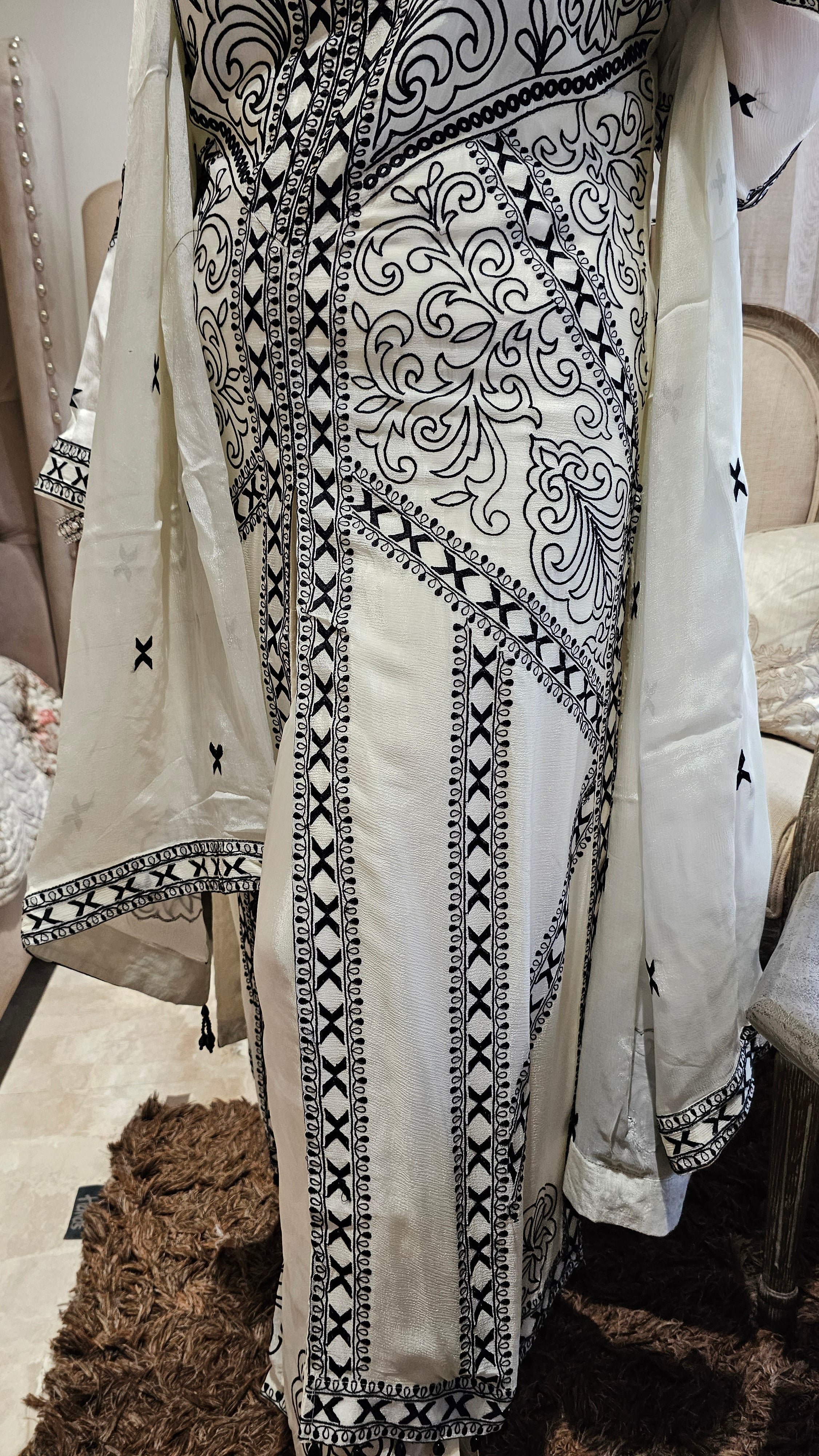 Adorable 3 Piece Set With resham thread Work