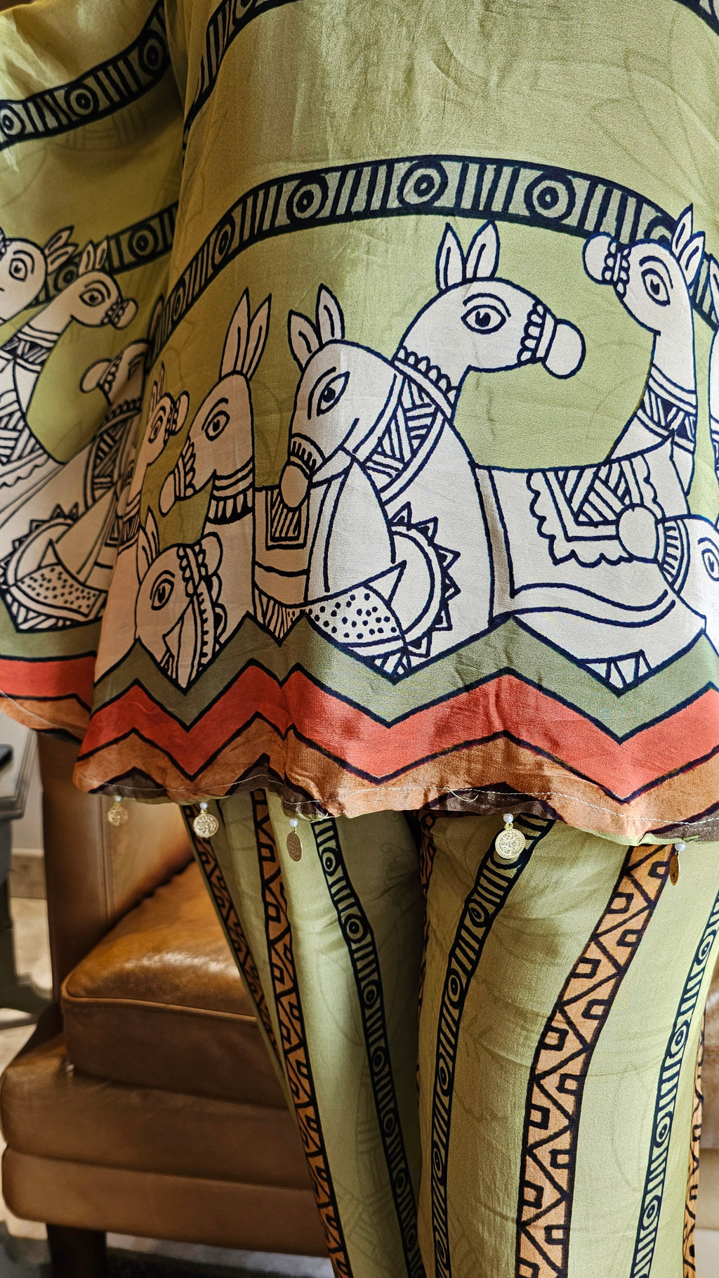 Stunning Bat Wing Style Crepe Silk Outfit With Digital Print