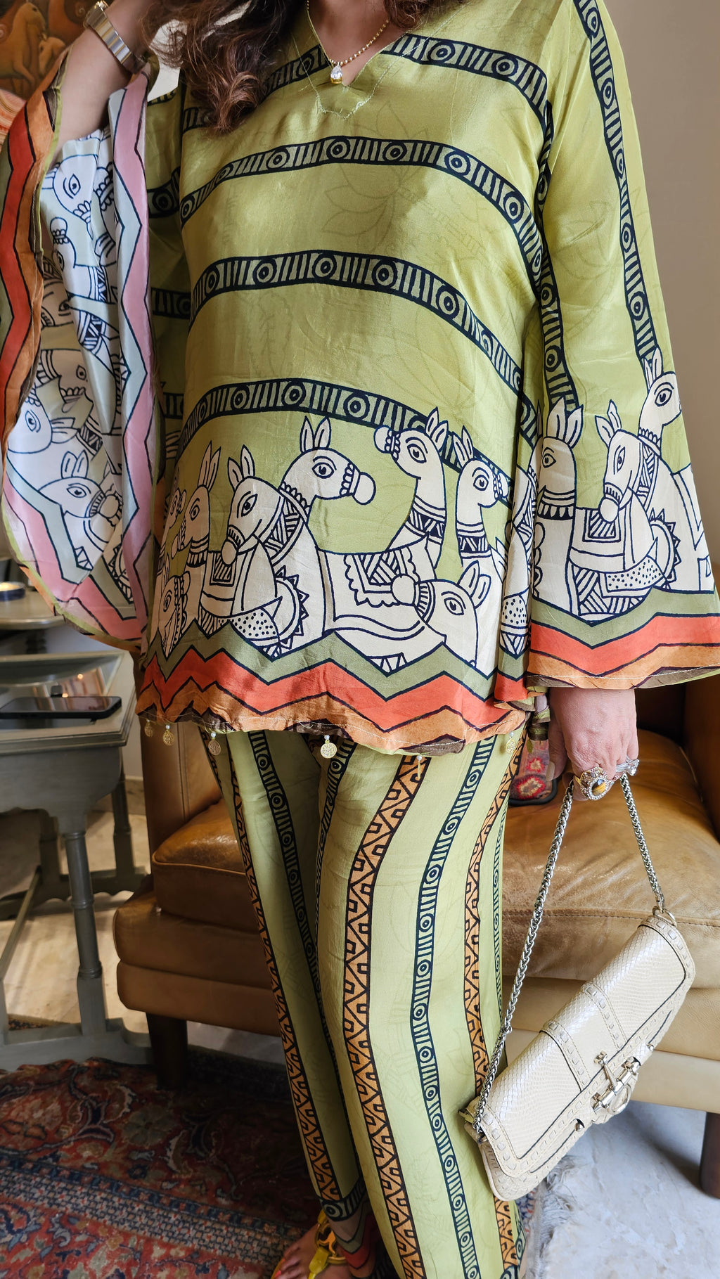 Stunning Bat Wing Style Crepe Silk Outfit With Digital Print