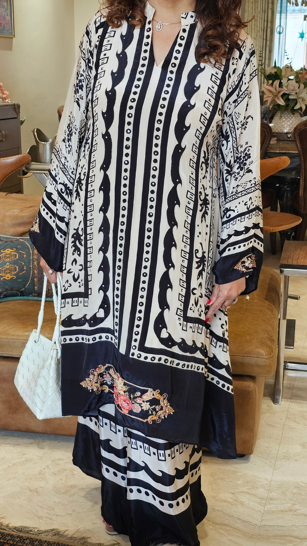 Stunning Digital Printed Aari Sippi Embroidery on Kurta With Digital Printed Bottom