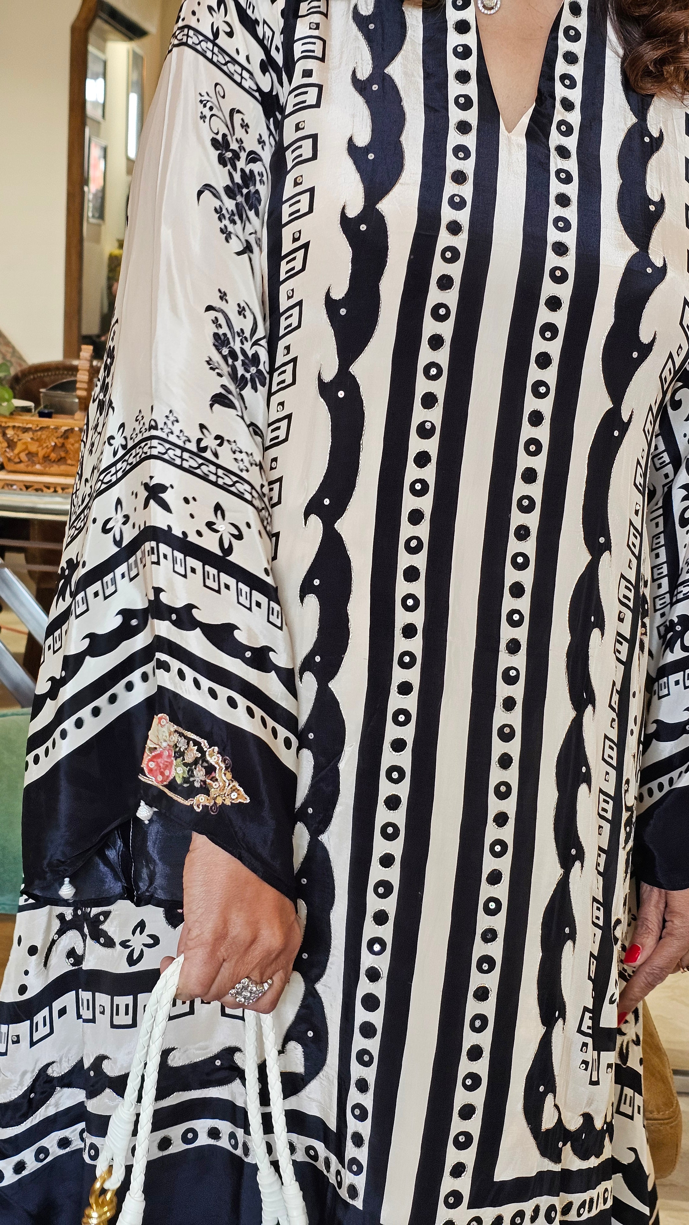 Stunning Digital Printed Aari Sippi Embroidery on Kurta With Digital Printed Bottom