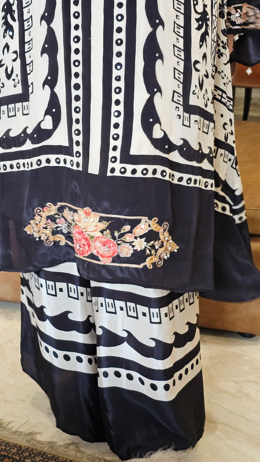 Stunning Digital Printed Aari Sippi Embroidery on Kurta With Digital Printed Bottom