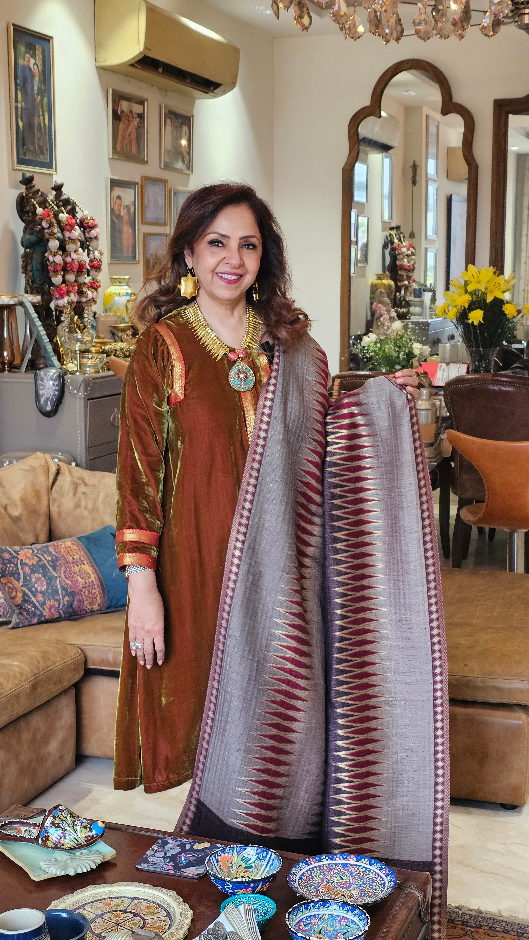 Beautiful pure silk Velvet suit with Bina Kundey ki salwaar with reversible shawl