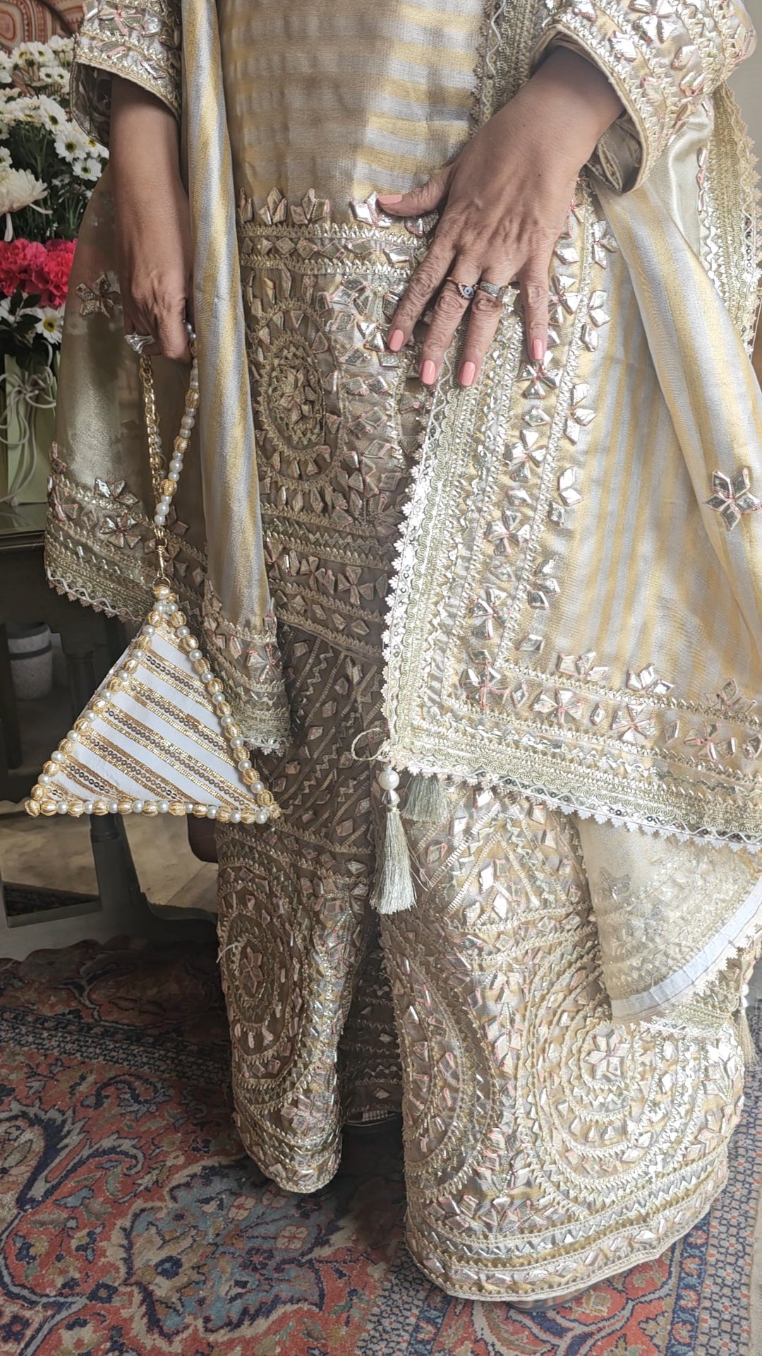Stunning Wispy Metallic 3 Piece Set 