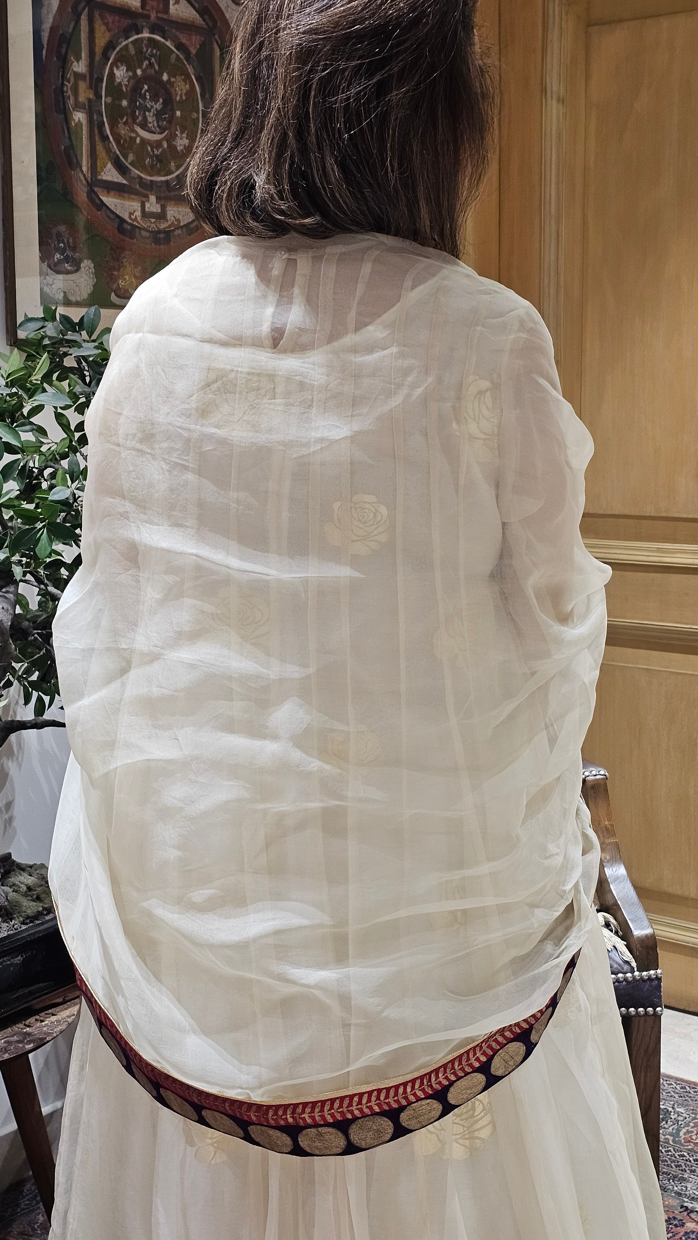 Beautiful Wispy Metallic 3 Piece Set