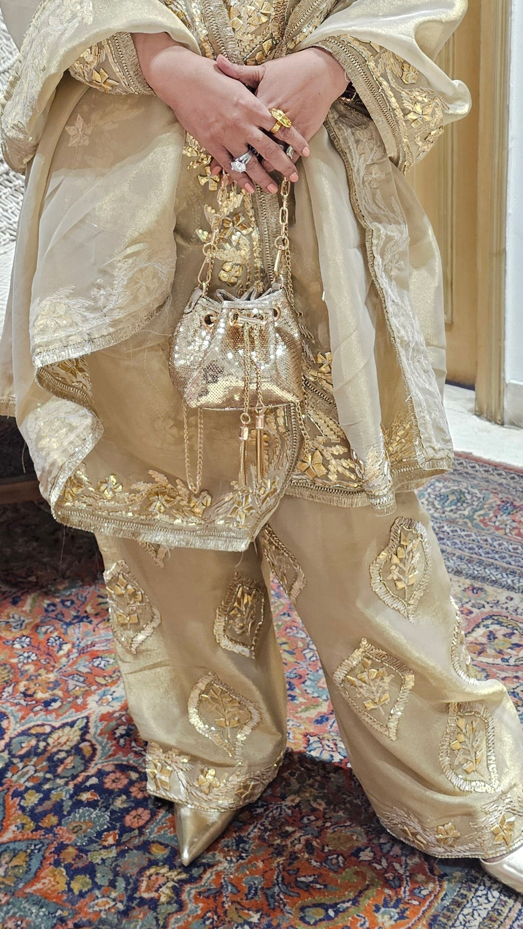 Adorable Wispy Metallic 3 Piece Set