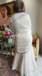 Beautiful Wispy Metallic 3 Piece Set 