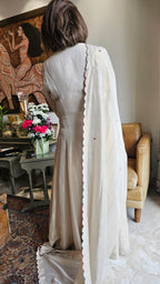 Beautiful Wispy Metallic 3 Piece Set 