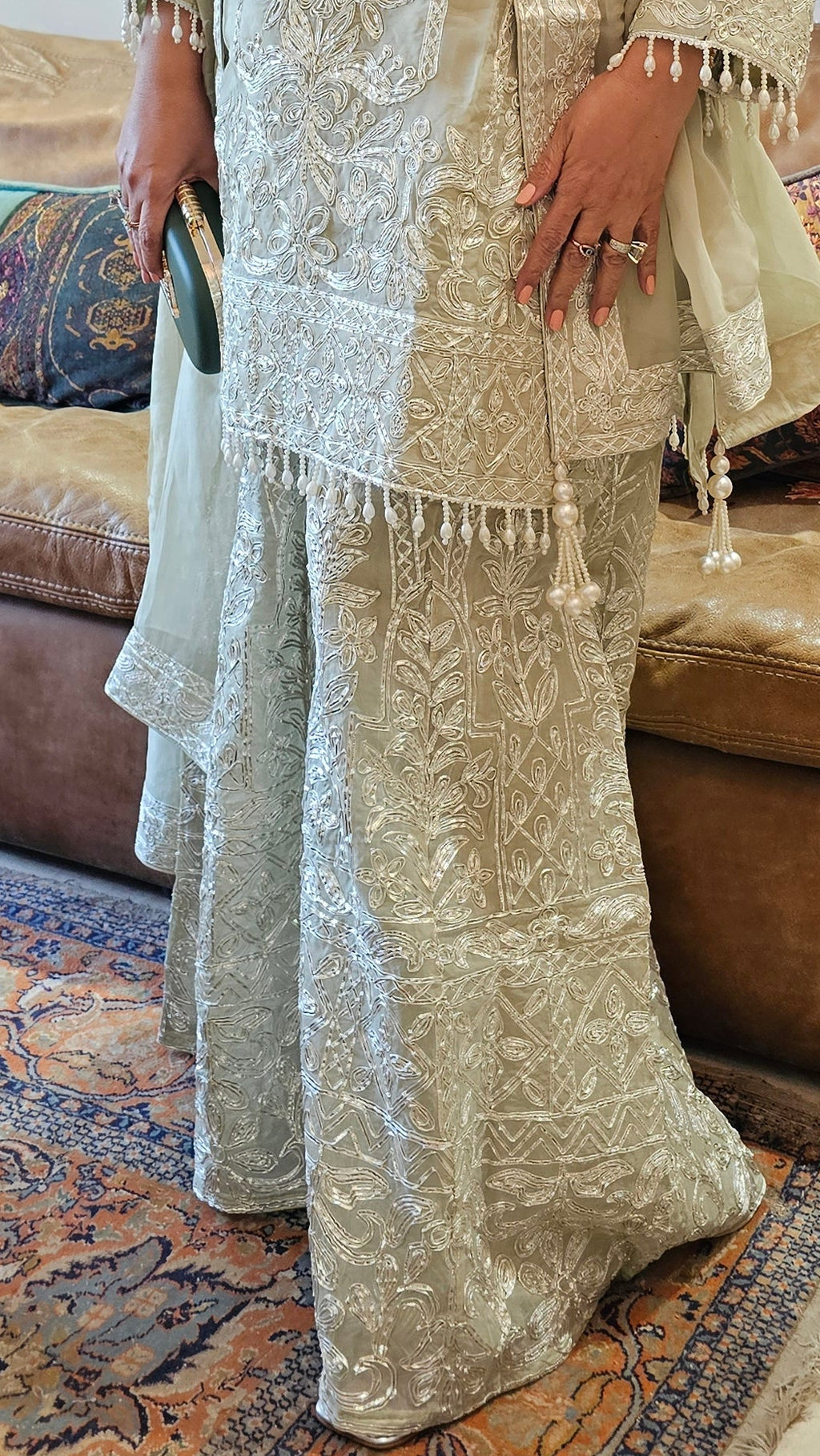 Stunning Wispy Metallic 3 Piece Set 