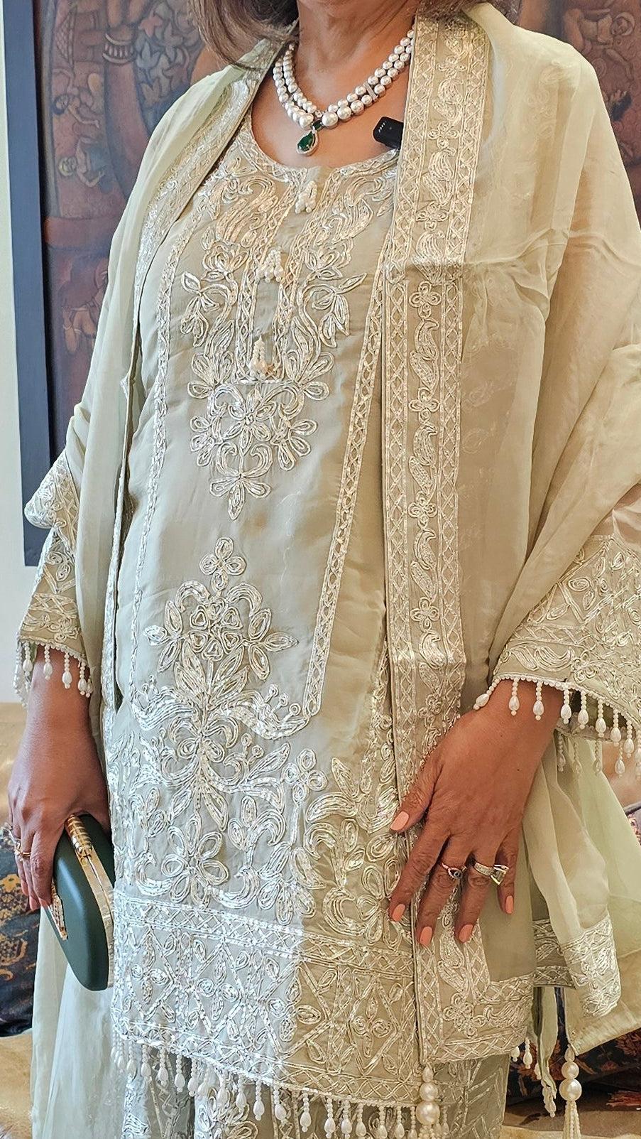 Stunning Wispy Metallic 3 Piece Set 