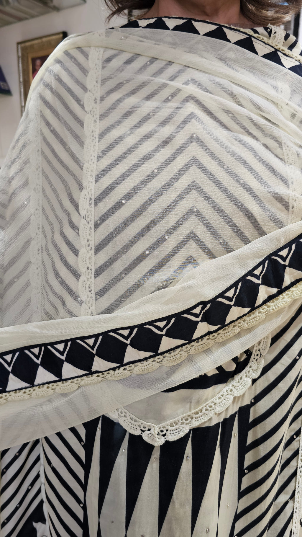 Soft & Comfortable Muslin Digital Print with Lace & Hand Embroidery with Pure Chiffon Dupatta