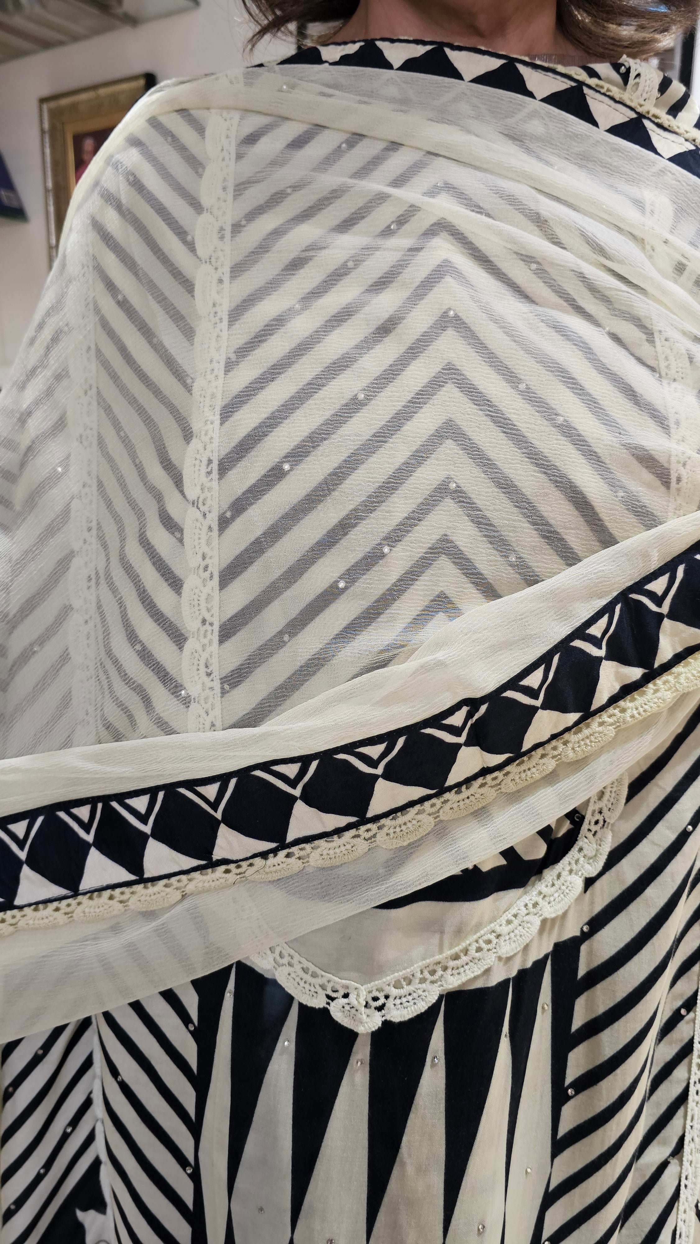 Soft & Comfortable Muslin Digital Print with Lace & Hand Embroidery with Pure Chiffon Dupatta