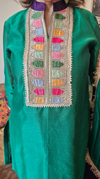 Stunning pure stripe tissue with silk chanderi dressed with gota kinari and multicolour borders combined with most stunning organza Dupatta