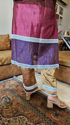 Mesmerising Tissue With a beautiful combination of Bead work and laces