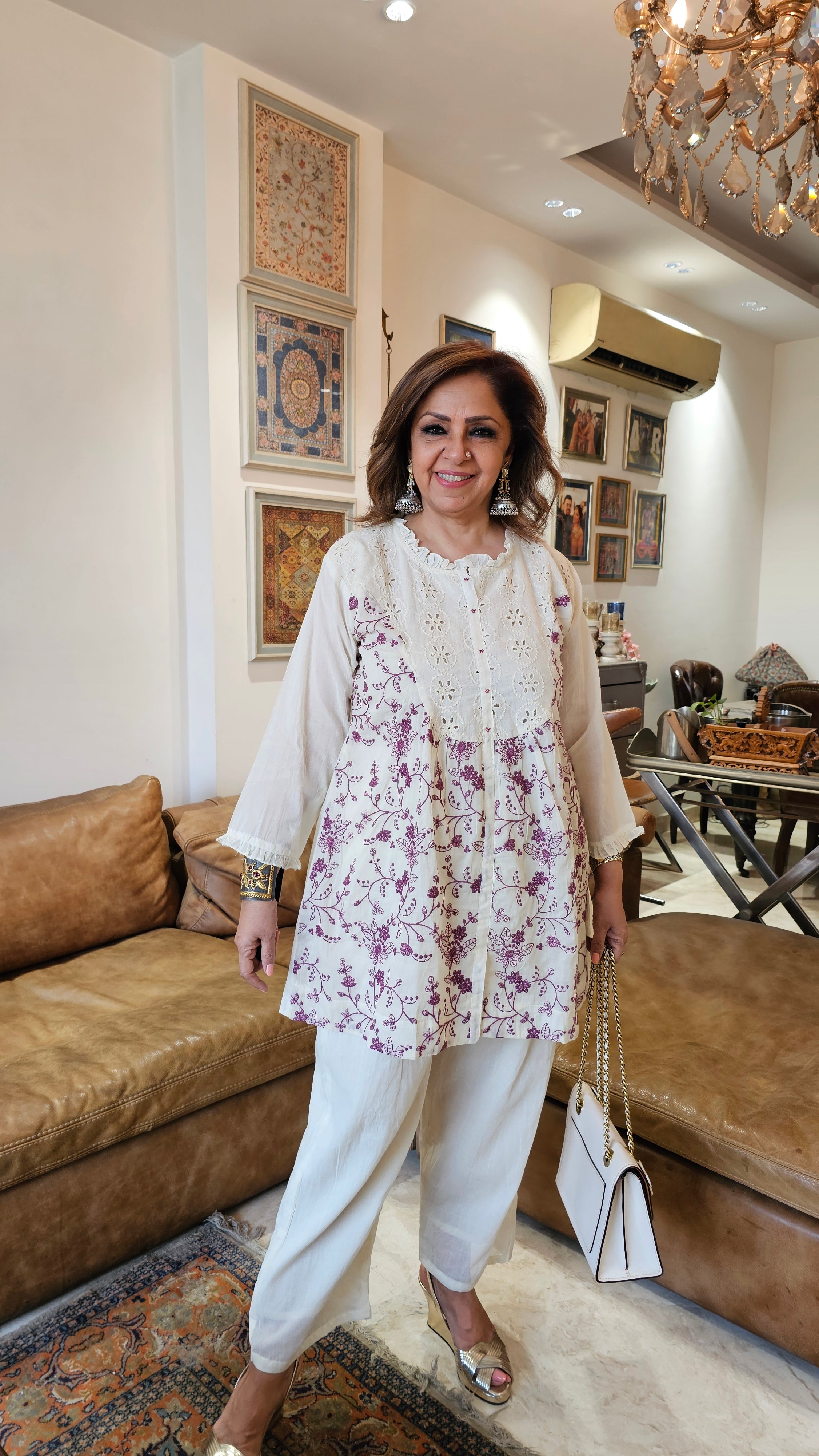Stunning Mul Cotton 2 piece Set With floral thread work