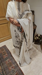 Stunning Mul - Mul & Unstitched 3 Piece Set with Applique Work