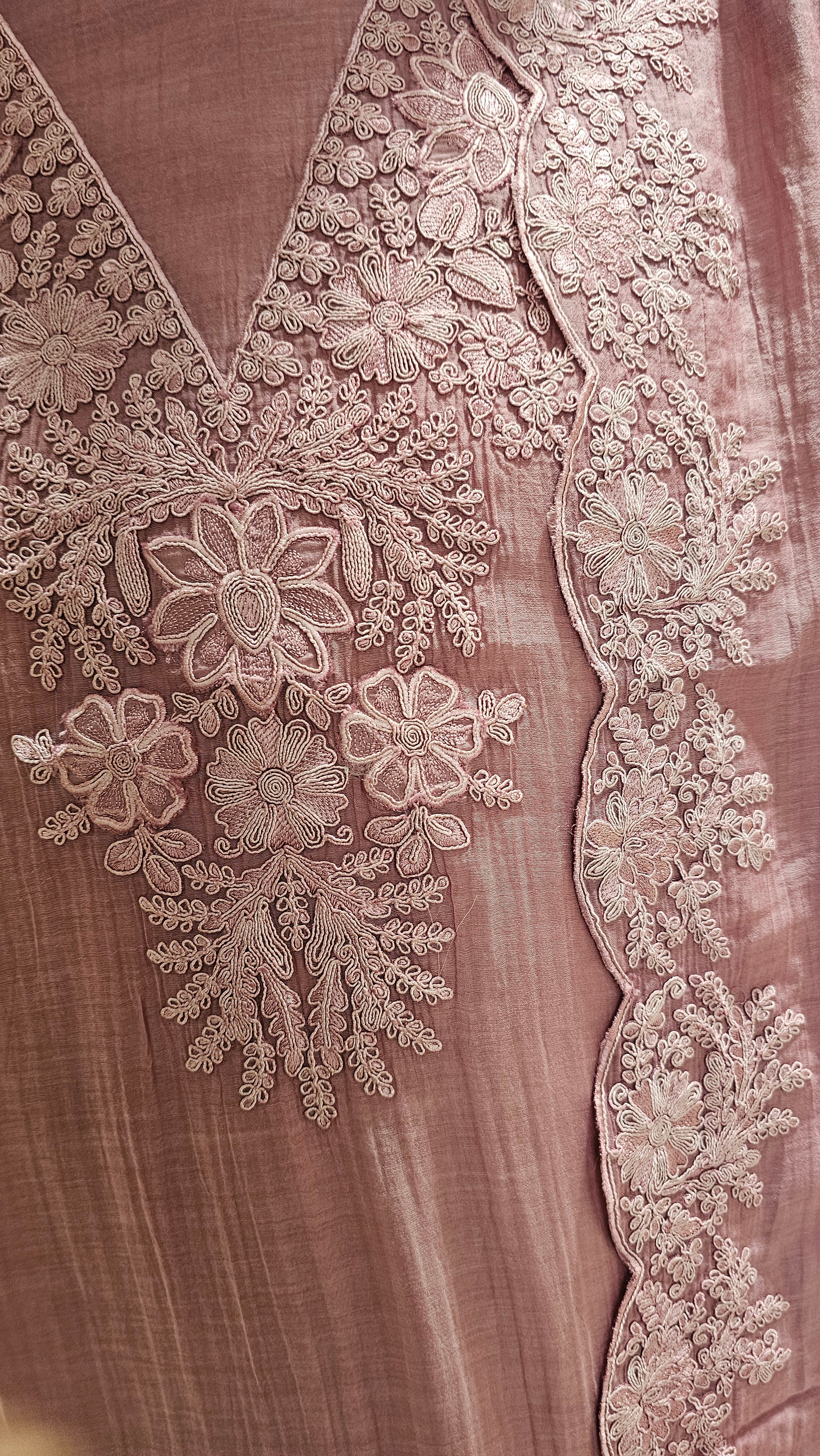 Stunning 3 Piece set with mul Top & Dupatta with Thread work with Rayon bottom