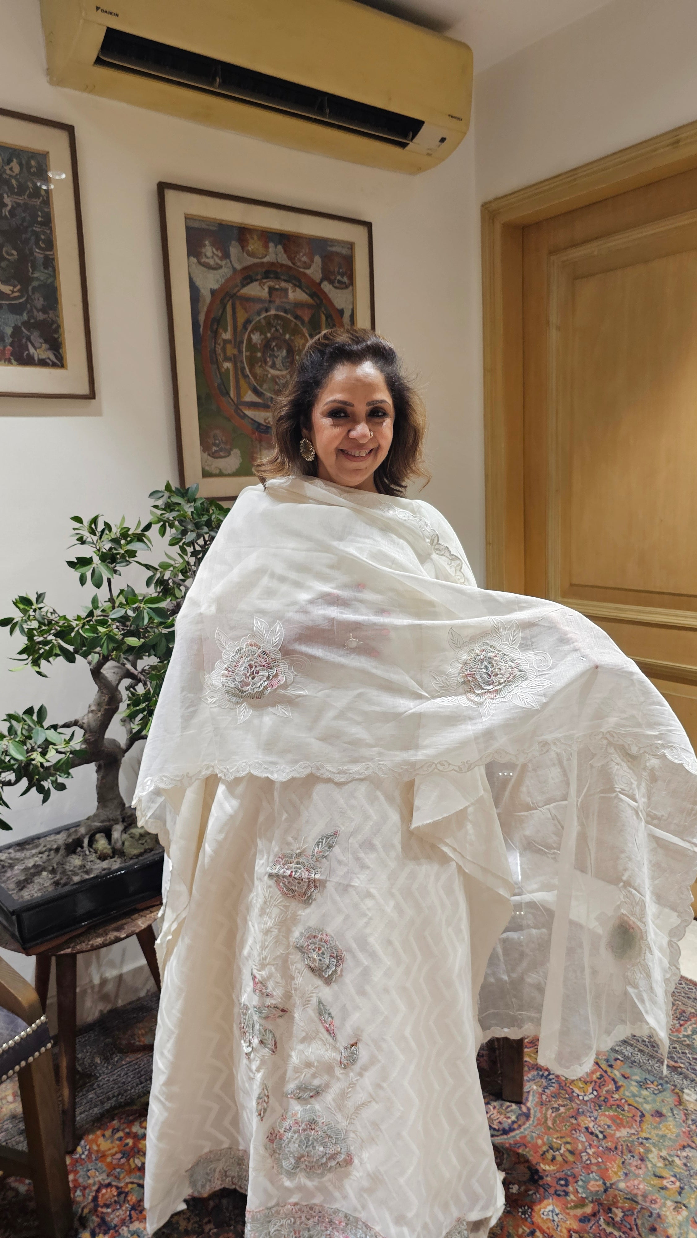 Beautiful Mul Top & Dupatta With Rayon Bottom With Thread work