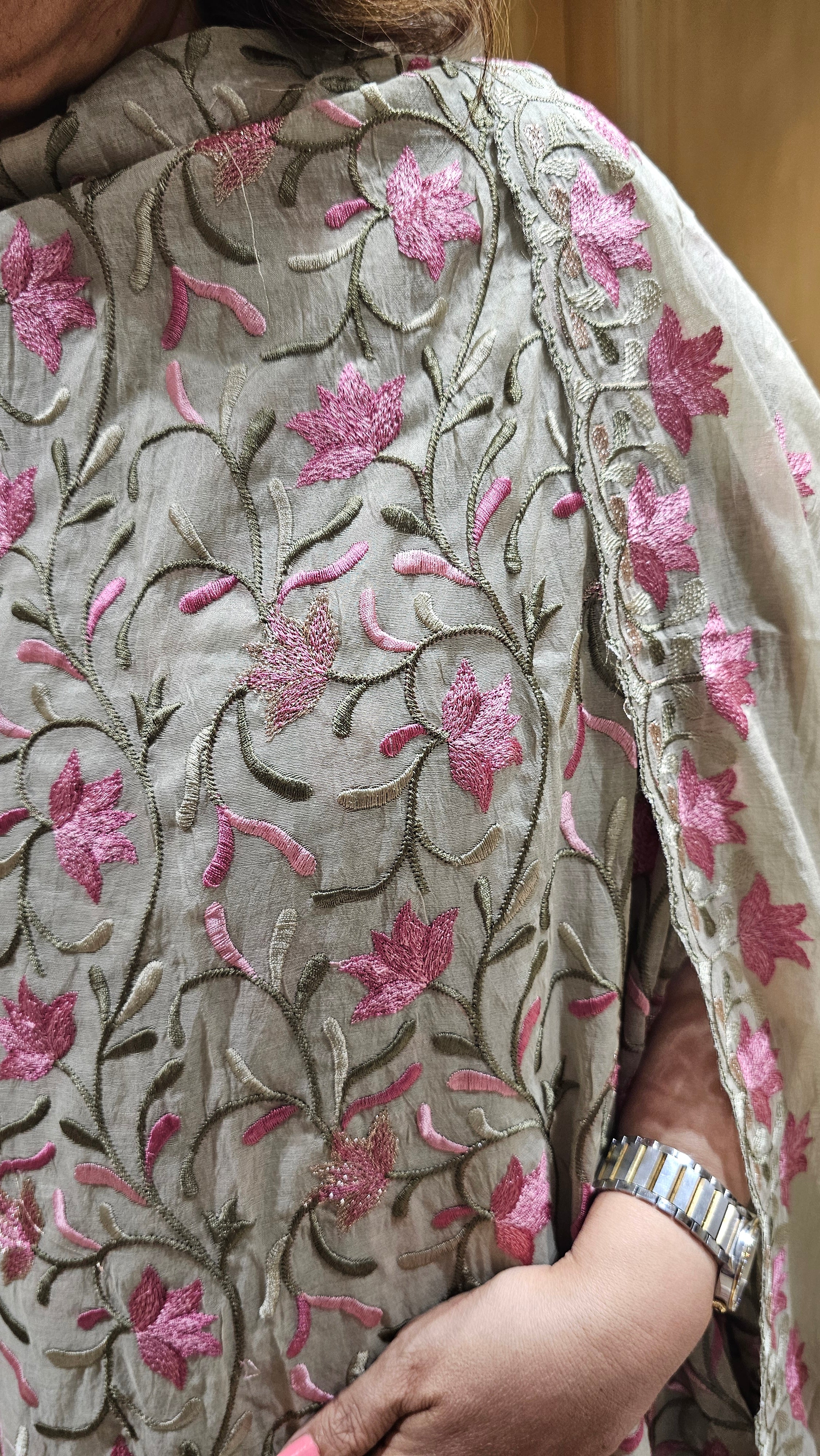 Mesmerising 3 Piece Set with Mul Top & Dupatta with Rayon Bottom with Floral Thread work