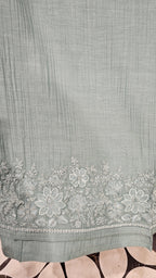 Beautiful Mul Fabric Suit trimmed With thread work