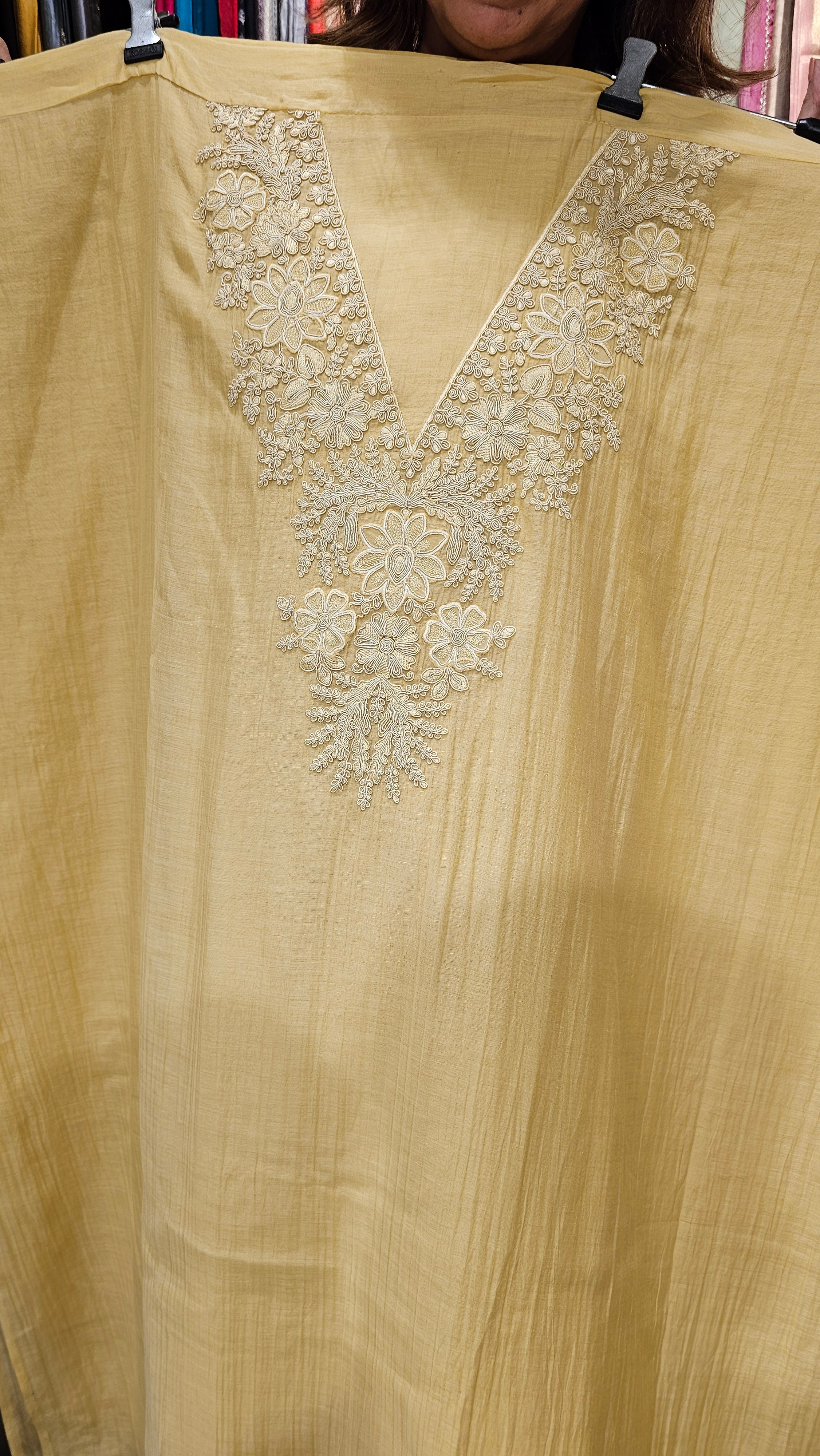 Beautiful Mul Fabric Suit trimmed With thread work