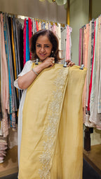 Beautiful Mul Fabric Suit trimmed With thread work