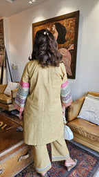 Stunning Linen Co-ord Set With Gota & Mirror Work