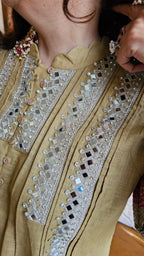 Stunning Linen Co-ord Set With Gota & Mirror Work
