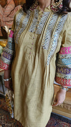Stunning Linen Co-ord Set With Gota & Mirror Work