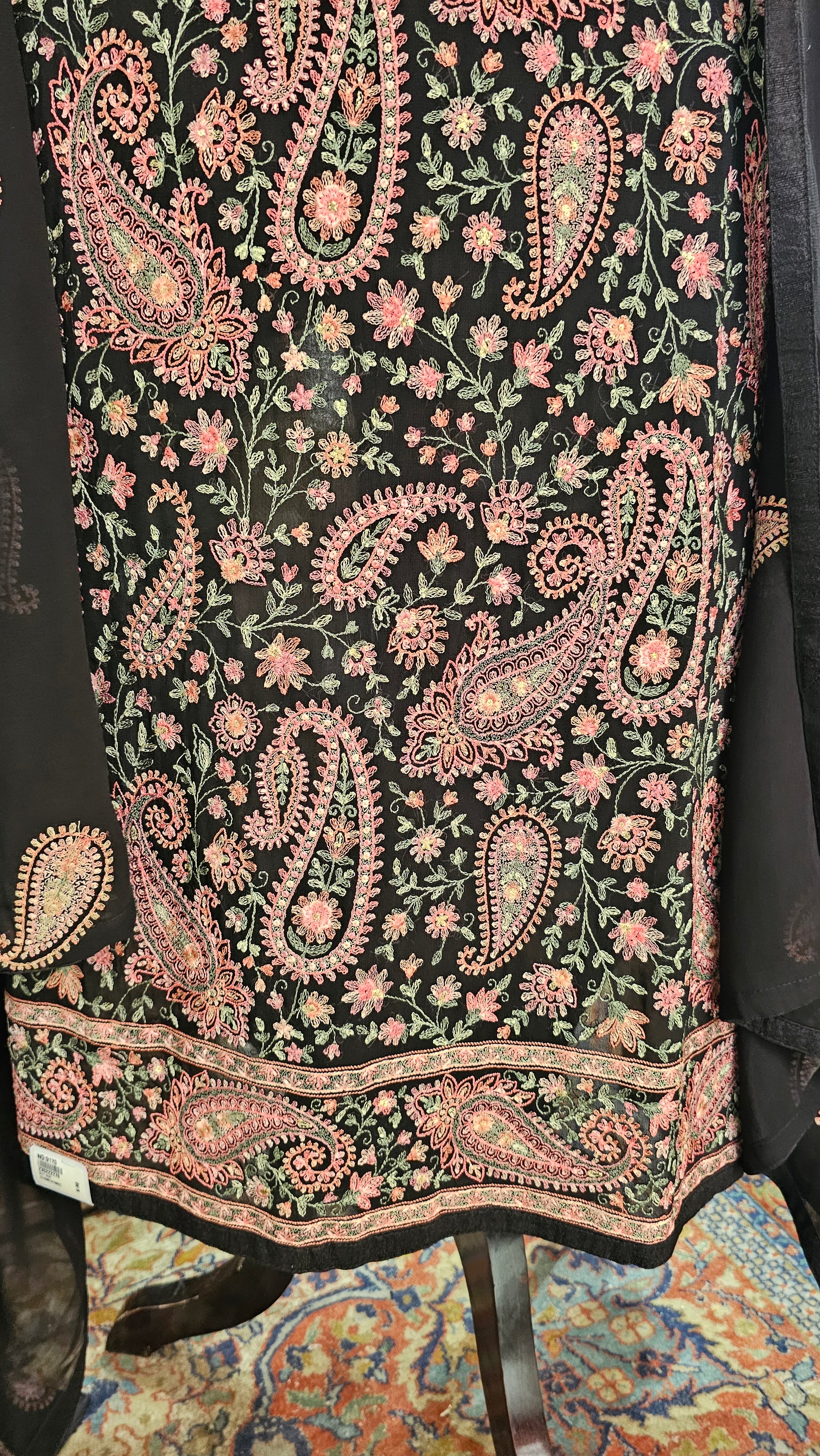 Beautiful Georgette Unstitched Suit With Kashmiri Work