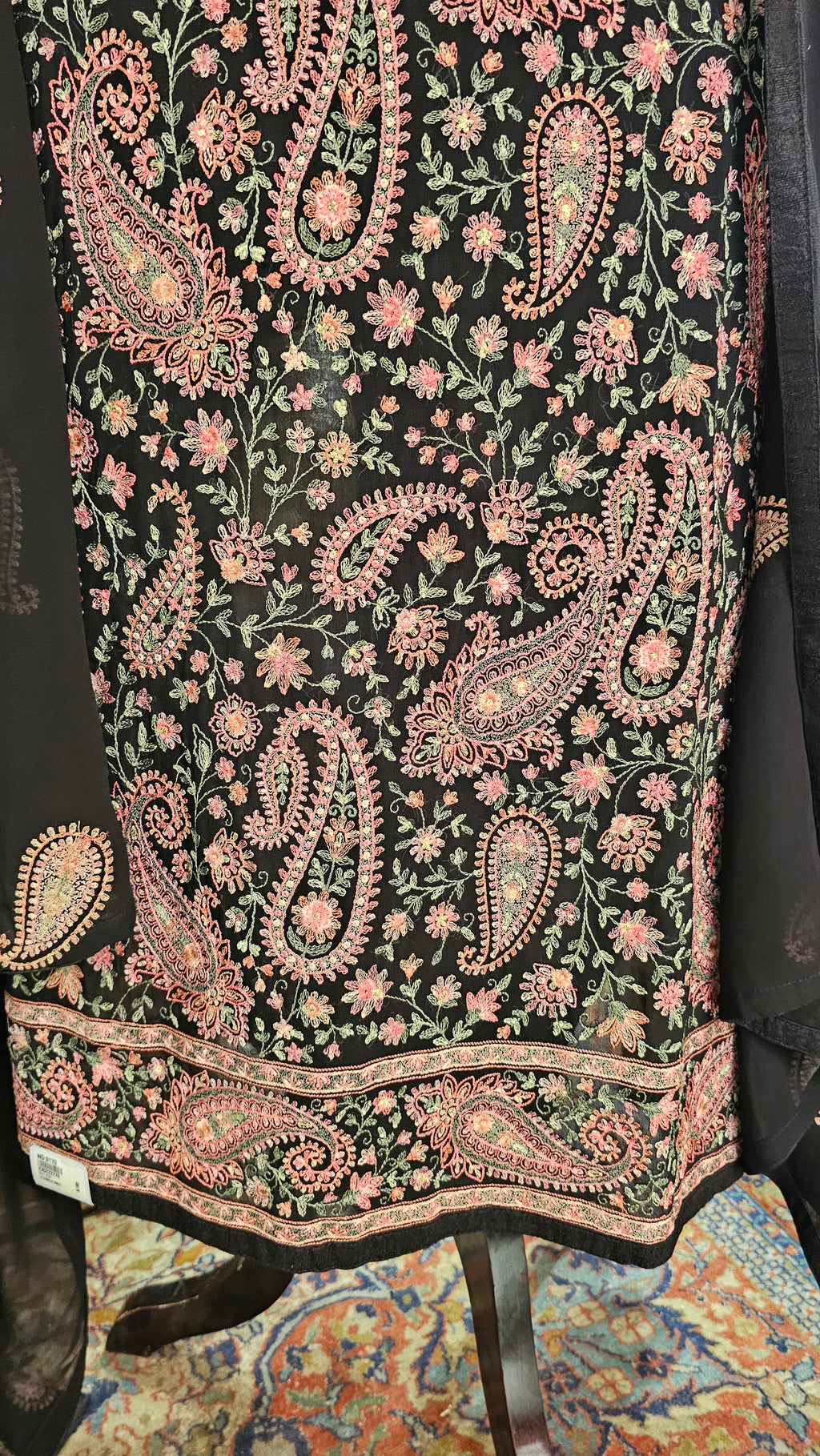 Beautiful Georgette Unstitched Suit With Kashmiri Work