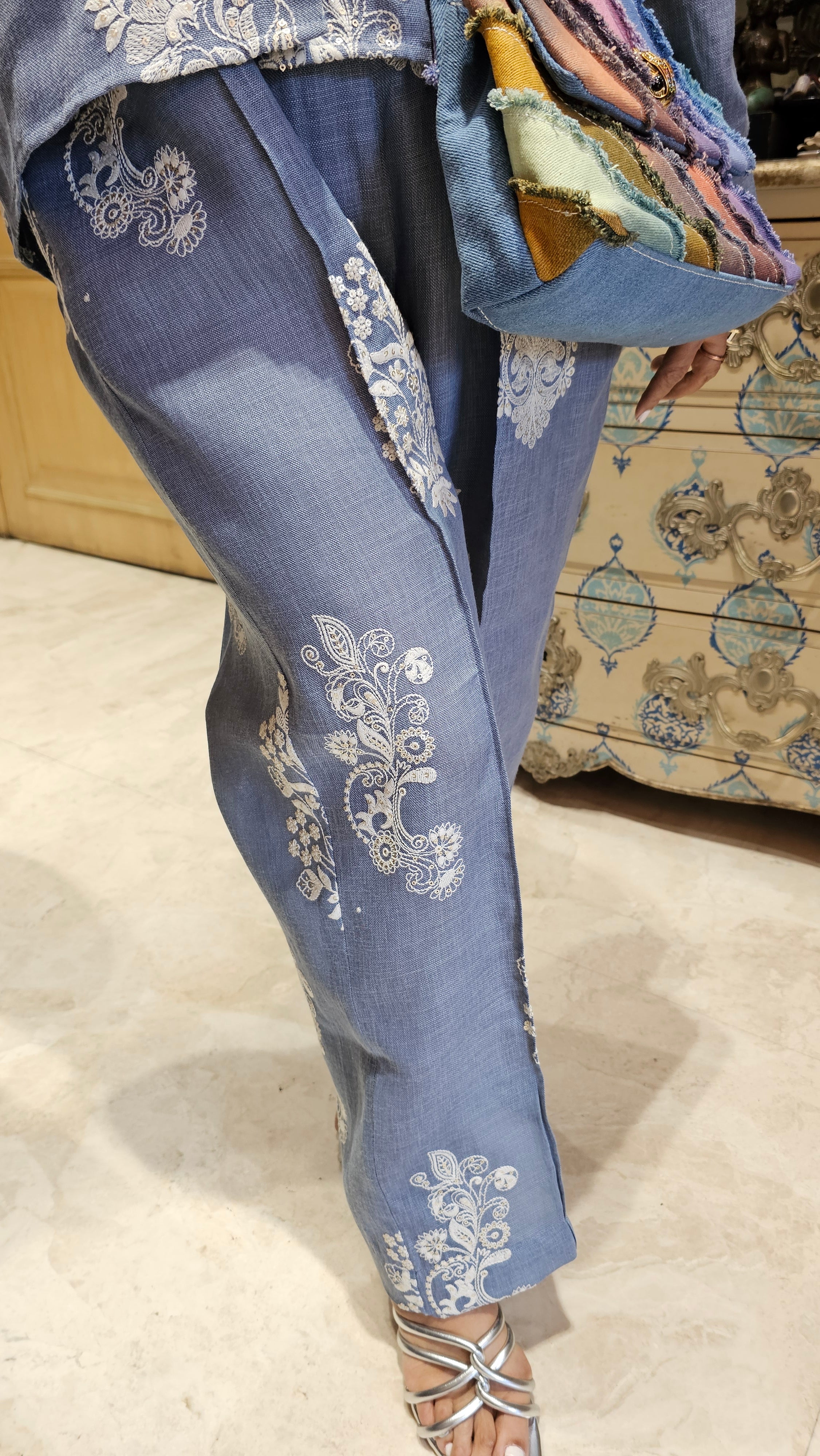 Beautiful Contemporary Style Embroidered Linen With Crochet Patch Work