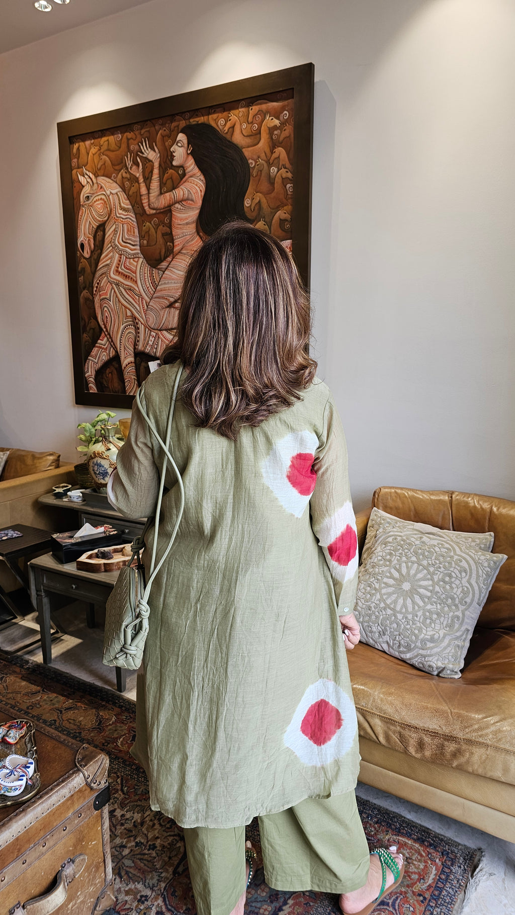 Beautiful Mul Tie & Dye Outfit with Mother of Pearl Work