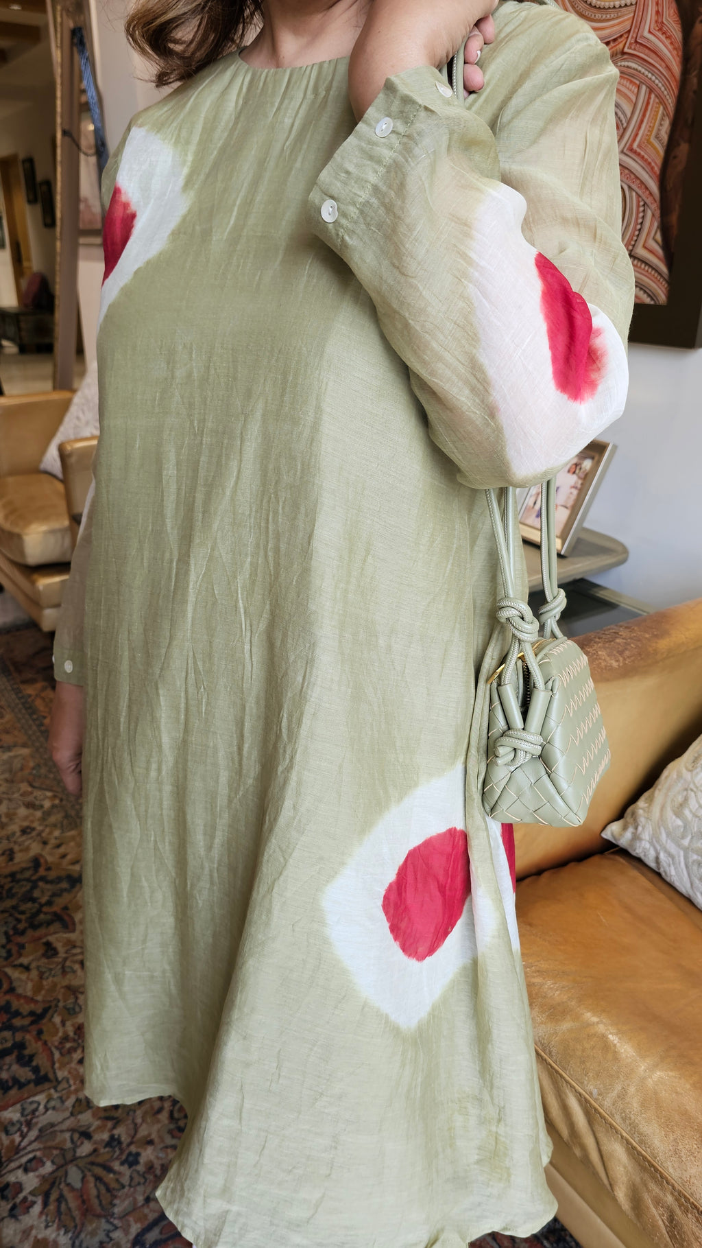 Beautiful Mul Tie & Dye Outfit with Mother of Pearl Work