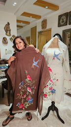 Beautiful Mul Unstitched Suit with Thread Work