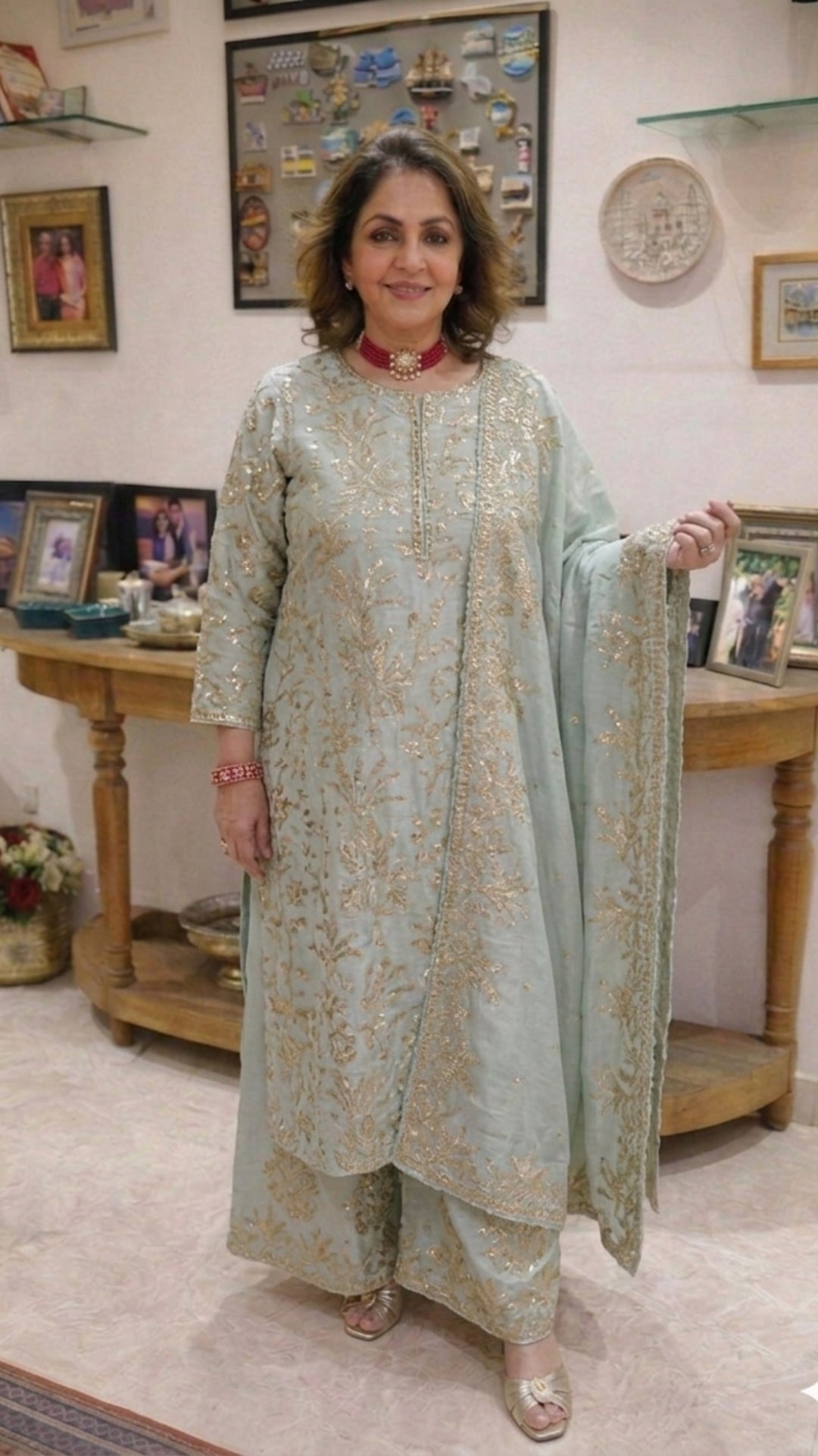 Showstopper Mul 3 piece set with Gold Zari & hand work