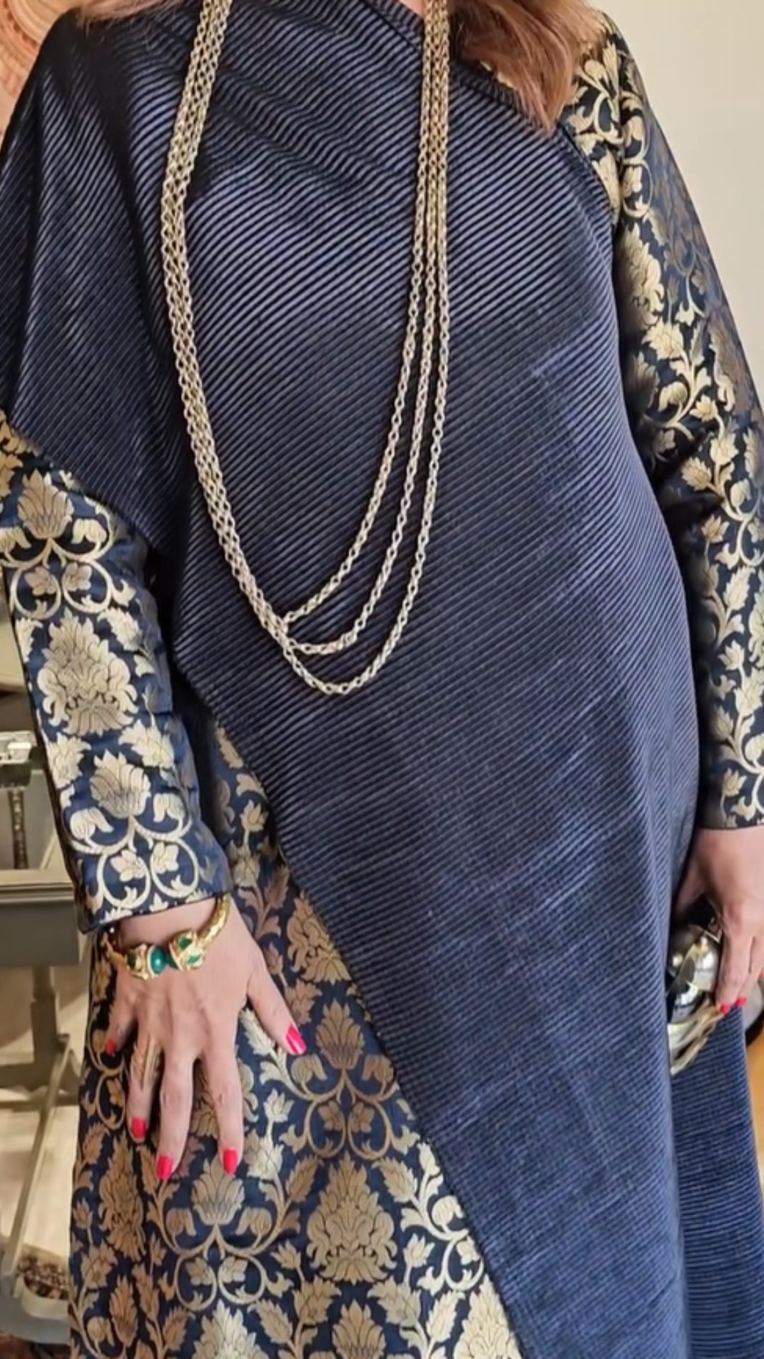 Brilliant fusion of traditional Banarasi Brocade and modern perma pleat