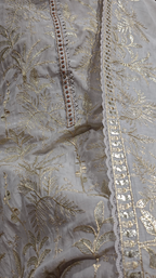 Showstopper Mul 3 piece set with Gold Zari & hand work